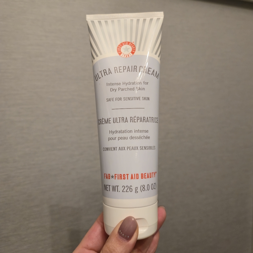 First Aid Beauty Ultra Repair Cream Jumbo